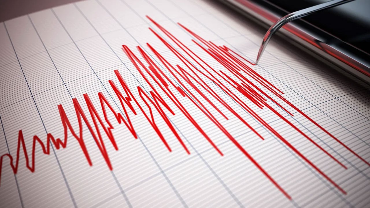 Afyonkarahisar'da korkutan deprem!