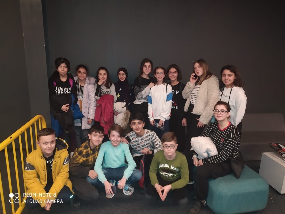 Afyonkarahisar’da minik sporculara sinema ödülü 