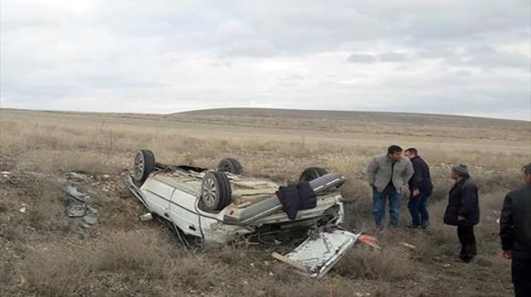 Afyonkarahisar'da otomobil takla attı: 7 yaralı