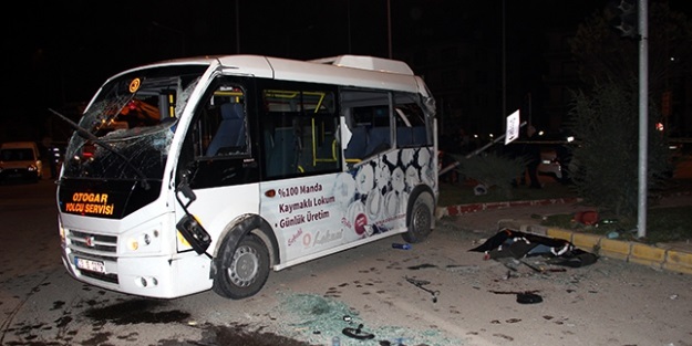 Afyonkarahisar'da trafik kazası: 1 ölü, 9 yaralı