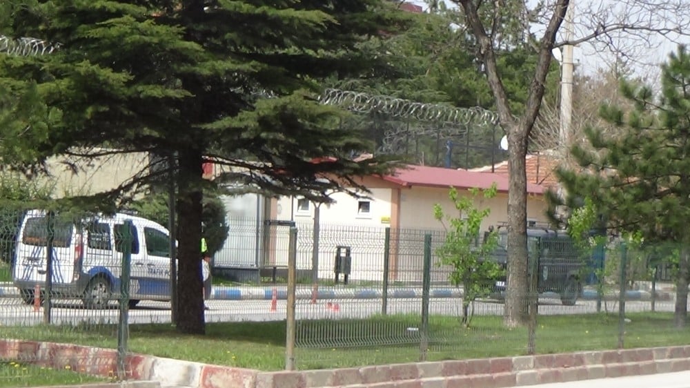 Afyonkarahisar’daki cezaevlerinden tahliyeler başladı 