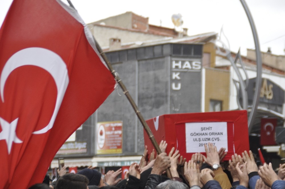 Afyonkarahisarlı şehit son yolculuğuna uğurlandı 