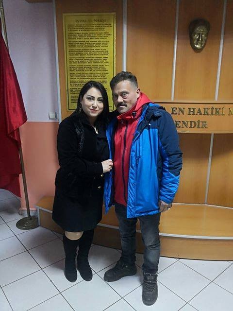 Ağabey-kız kardeş muhtar seçildi 