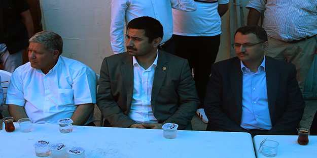 Ağabeyi öldürülen vekile taziyeler devam ediyor