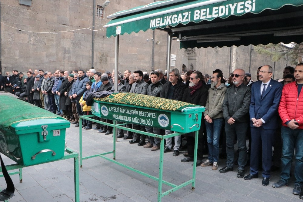 Ağaşe ailesinin acı günü 