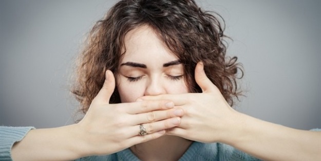 Ağız kokusu neden olur? Nasıl önlenir?