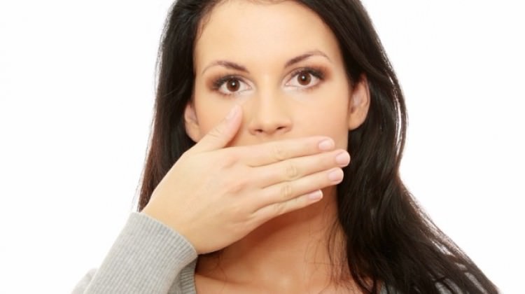 Ağızdan soğan kokusu nasıl geçer?