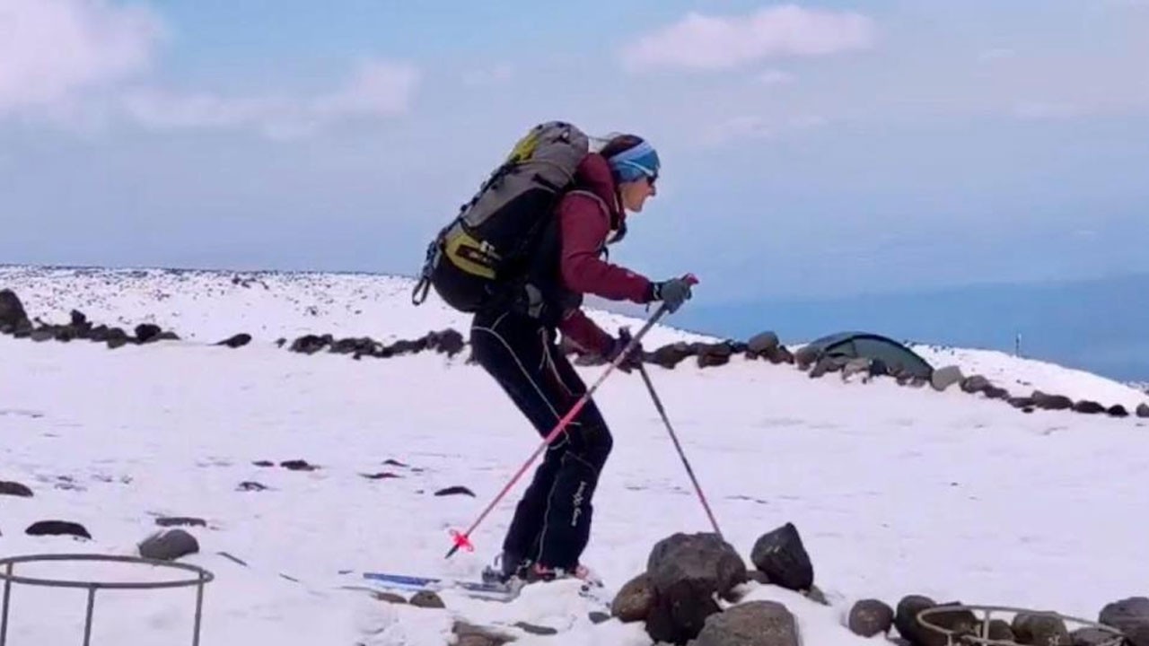 Ağrı Dağı’nda kayak keyfi