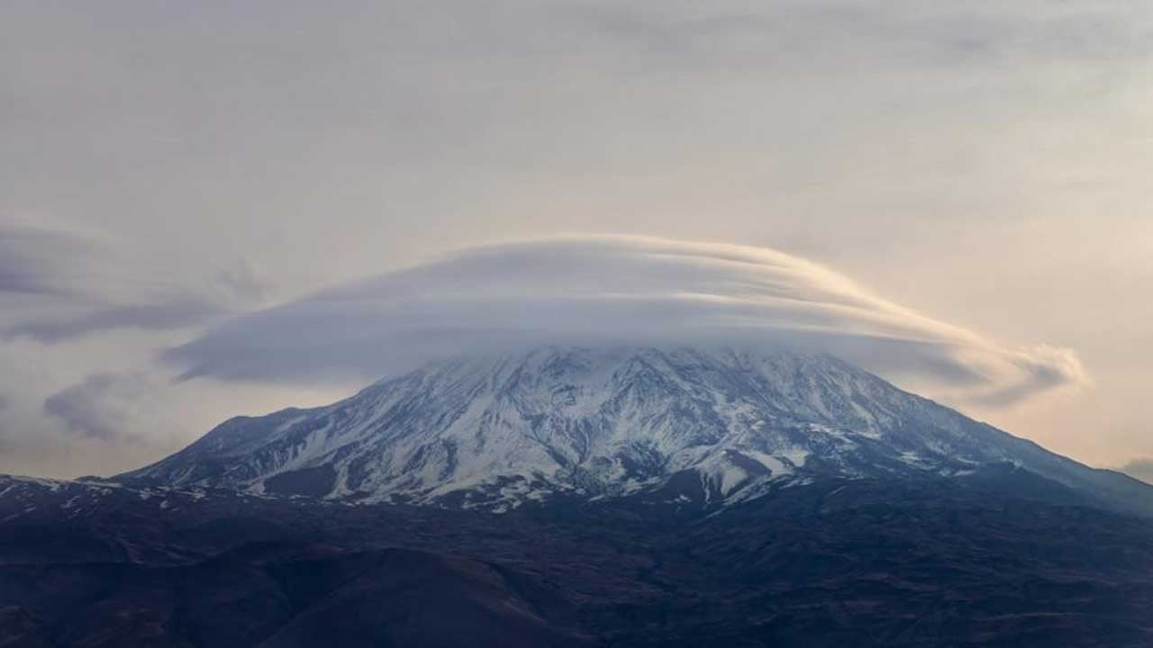 Ağrı Dağı'nda müthiş görüntü