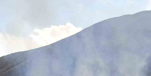 Ağrı ilimizden kötü haber: bin 500 balya saman cayır cayır yandı, resmen kül alanına döndü