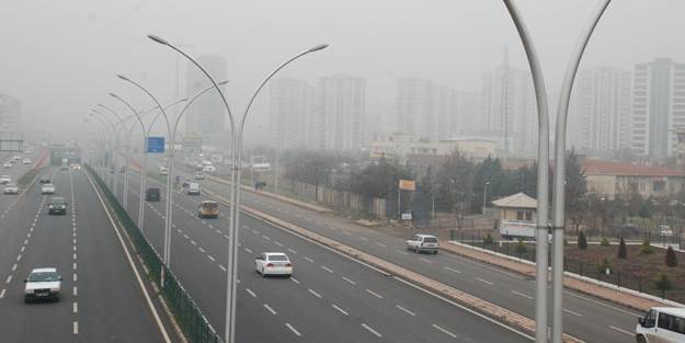Karayolunda yoğun sis!