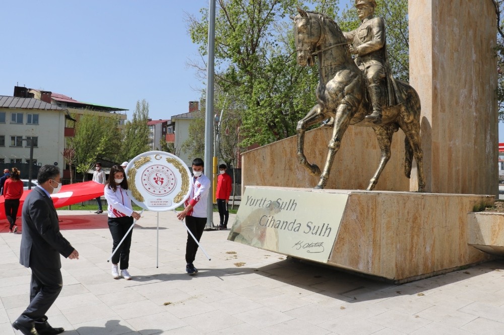 Ağrı’da 15-21 Mayıs Gençlik Haftası başladı 