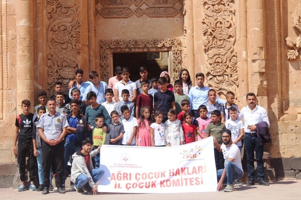 Ağrı’da Dezavantajlı çocuklar için gezi düzenlendi 