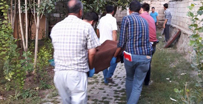 Ağrı’da koca vahşeti