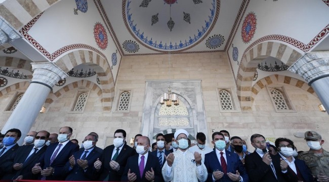 Ağrı’da Tayyip Erdoğan Camii dualarla açıldı