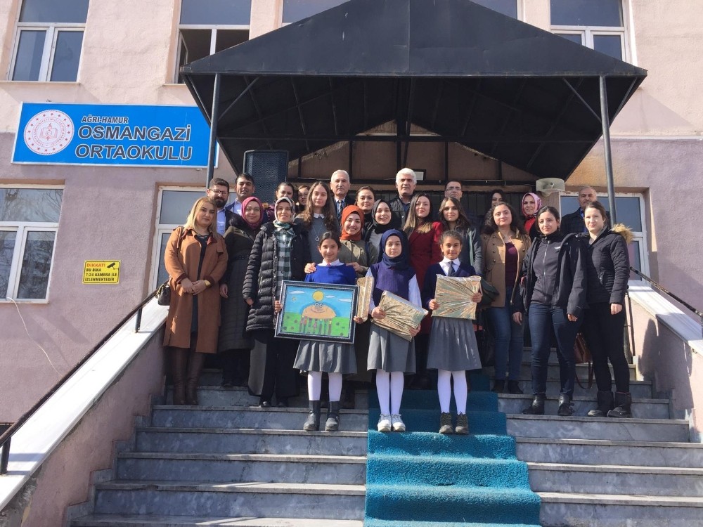 Ağrı’da tüm ödüller Hamur’a verildi 