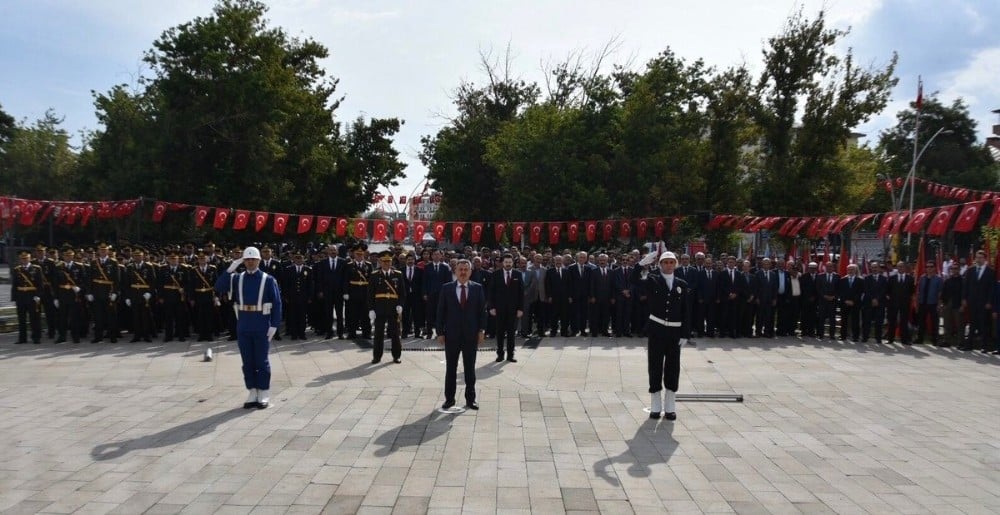 Ağrı’da Zafer Bayramı coşkusu 