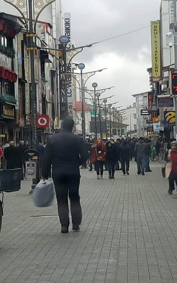 Ağrı’da zorunlu haller dışında cadde ve sokaklara çıkmak yasaklandı 