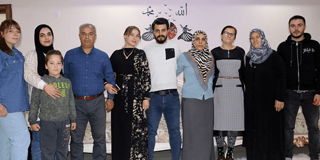 Ağrılı ailenin yabancı gelin sevgisi: Rusya, Kırgızistan ve Özbekistan'dan sonra Moldova'dan gelin aldılar
