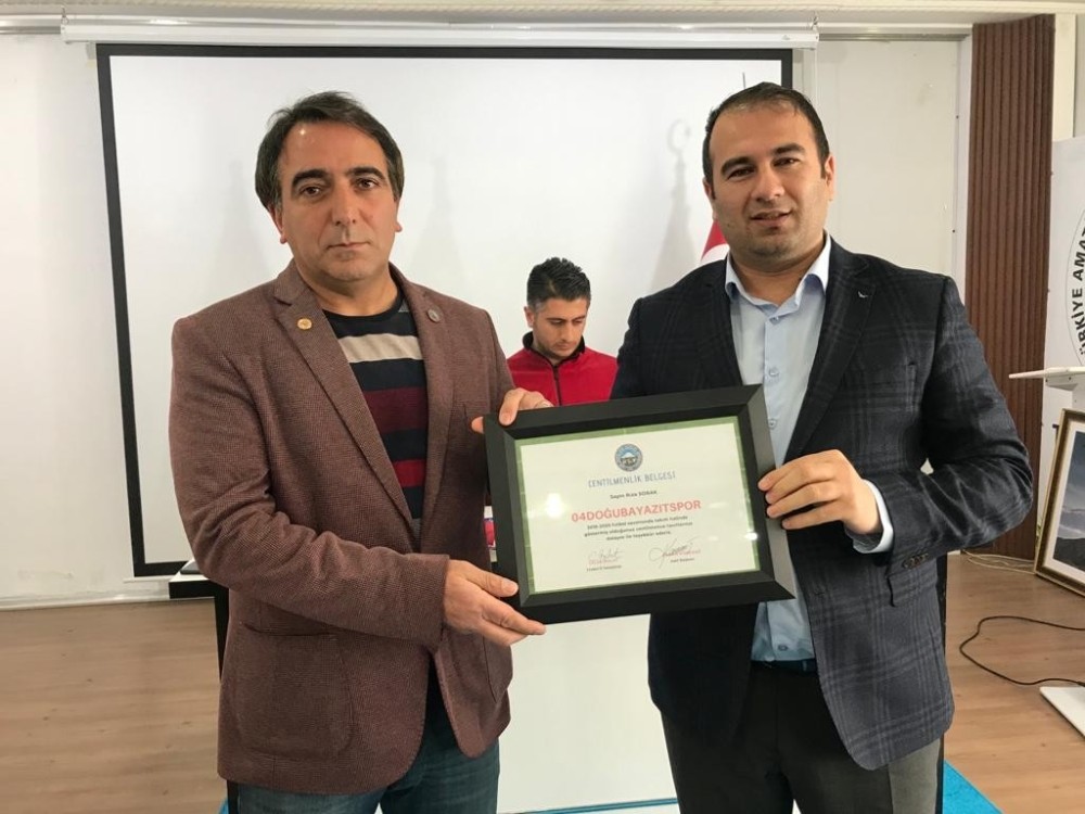Ağrı’nın En Centilmen Takımı 04 Doğubayazıt Spor 