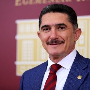 Ağrı’ya 147 doktor kadrosu tahsis edildi 