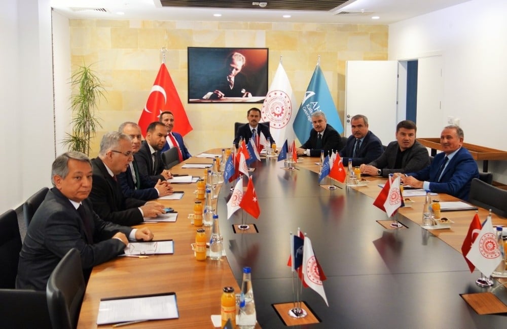 AHİKA Ocak Ayı Yönetim Kurulu Toplantısı Nevşehir’de Yapıldı 