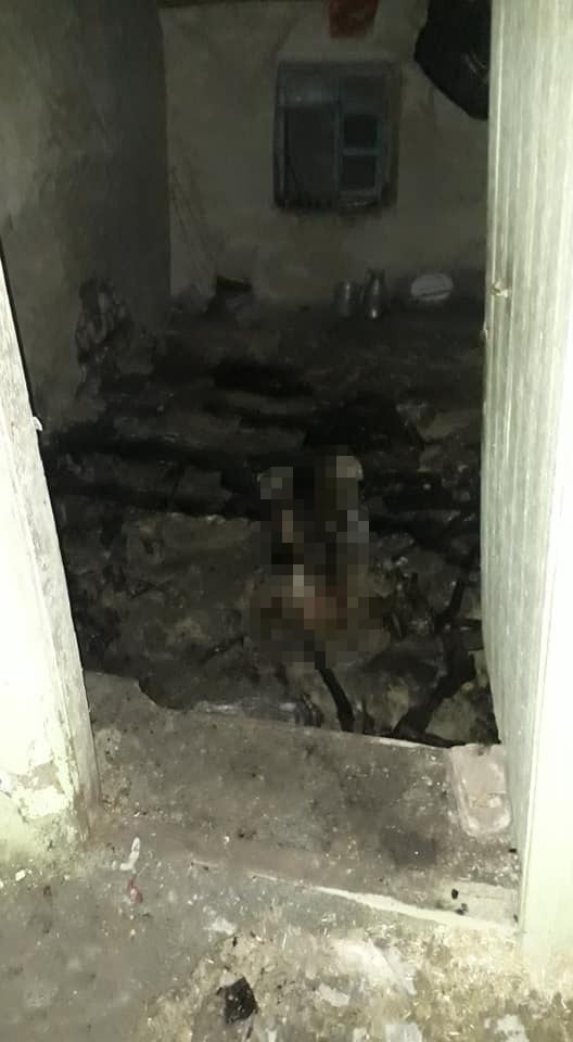 Ahırda çıkan yangın eve sıçradı 