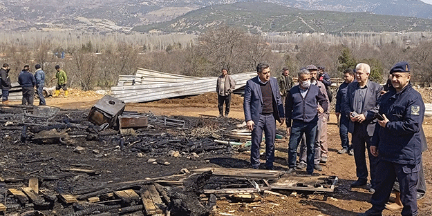 Ahırda felaket: Onlarca keçi telef oldu