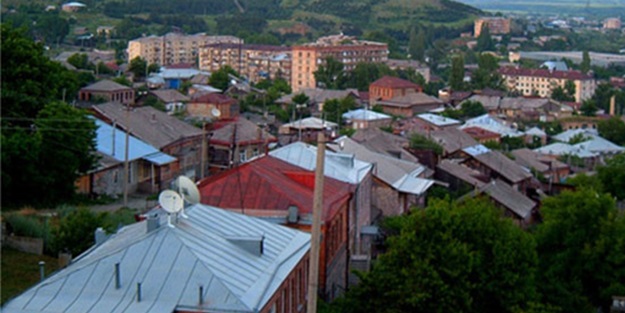 Ahıskalı 600 aile Kars'a getiriliyor