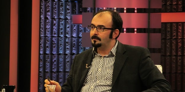 Ahlaksız Emre Uslu’dan Ali Babacan’a akıl