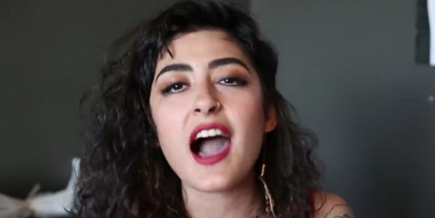 Ahlaksızlığı özendiren edepsiz şarkıcıya Isparta'dan büyük ders! Bir tepki de bu enflasyonda yapılan konserlere