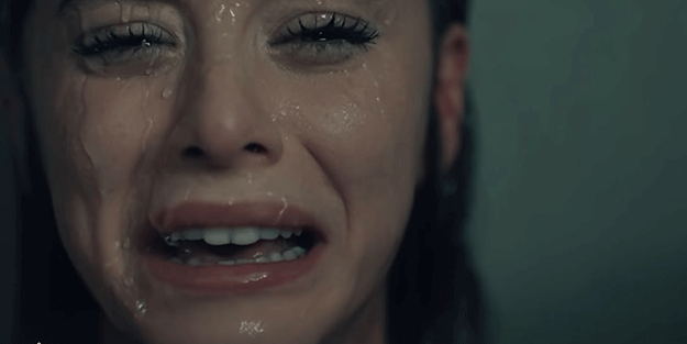 Ahlaksızlık için gün değiştirmişti! Dibe çakıldı