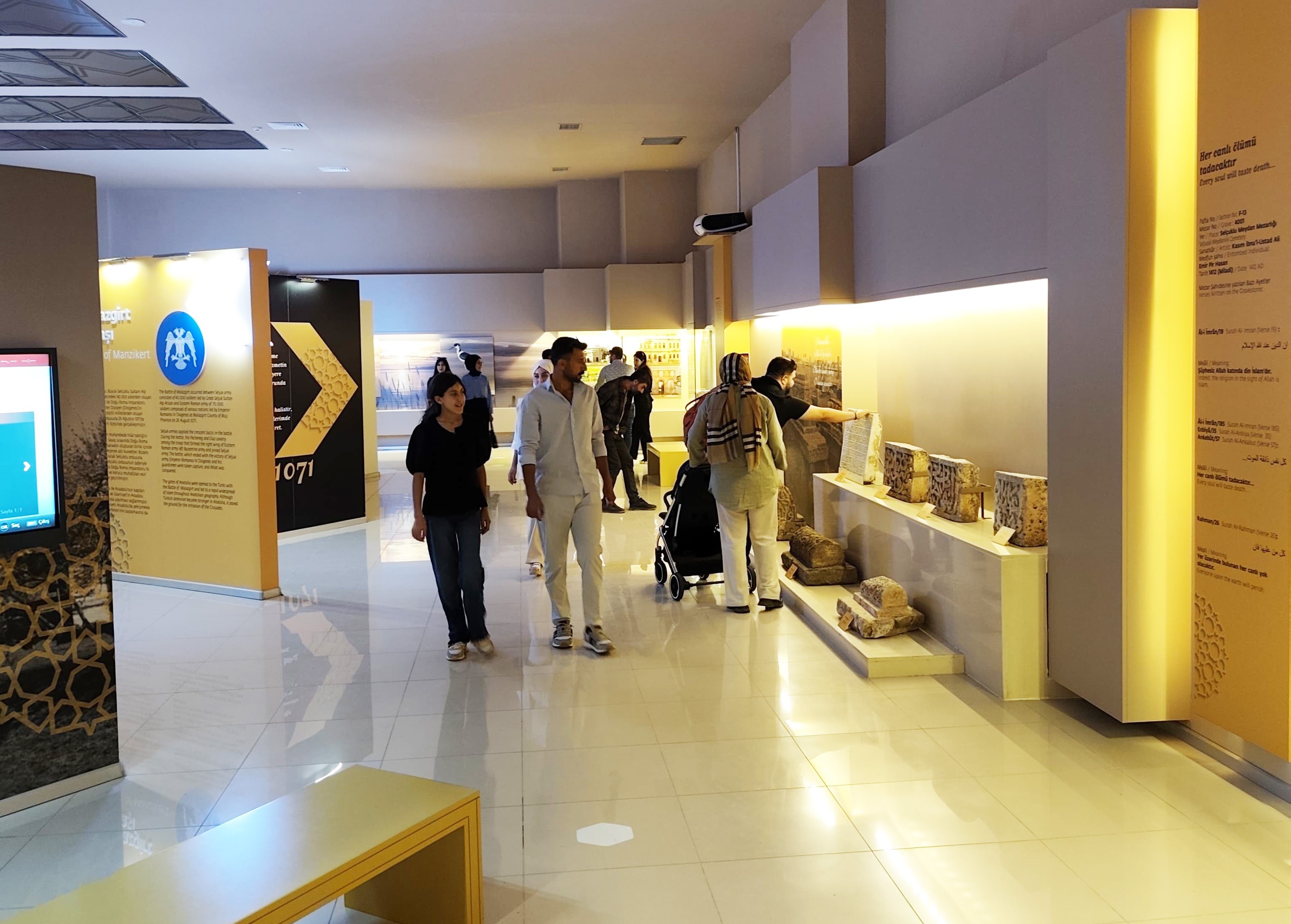 Ahlat Müzesi’nde bayram yoğunluğu