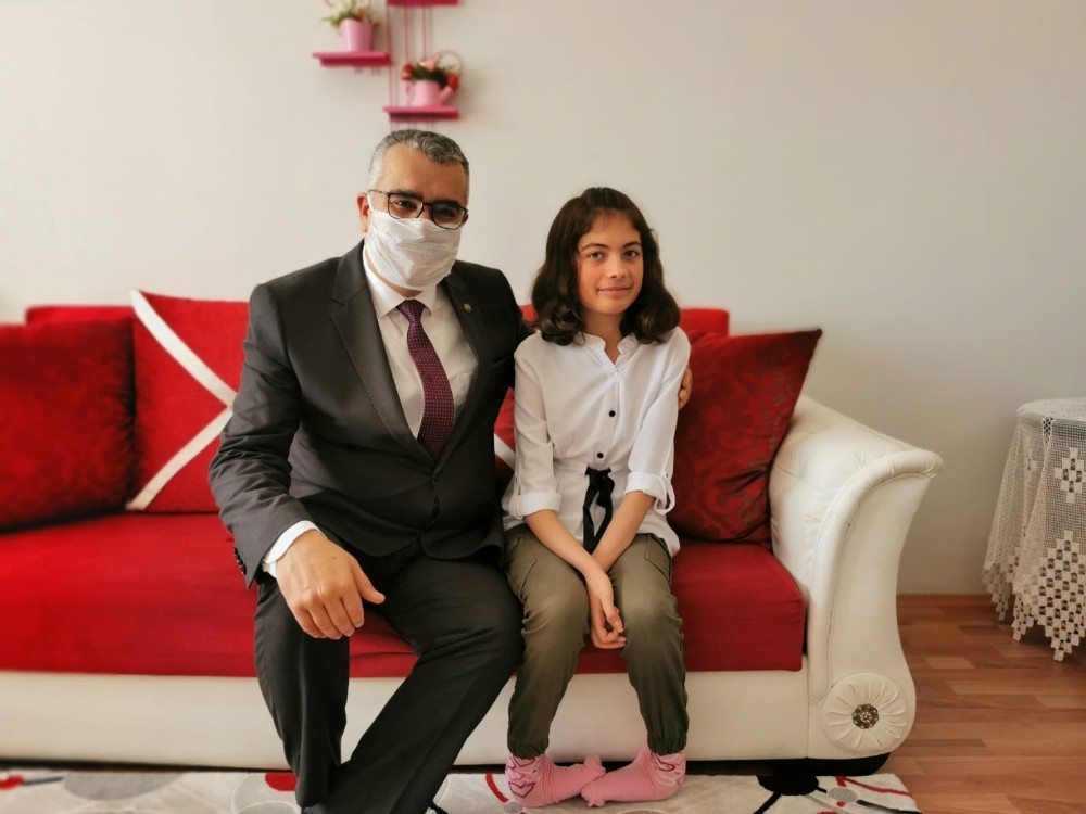 Ahlatcı’dan Ceren’e özel ziyaret 