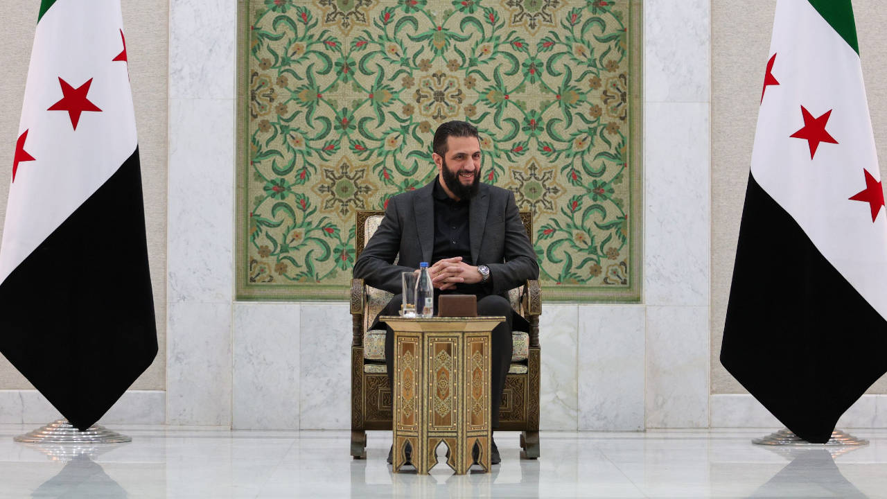 Ahmed Şara: Yabancı savaşçılara vatandaşlık vermeyi...