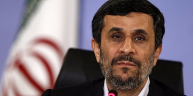 Ahmedinejad, protesto için hükümetten izin istedi