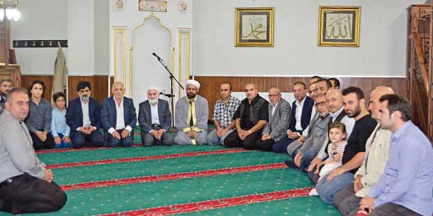 Ahmet amcayı dualarla andık