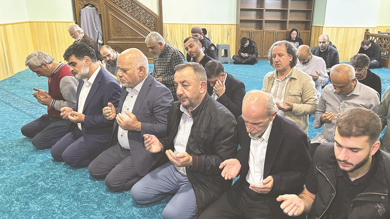 Ahmet Amca’yı dualarla andık