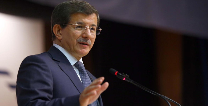 Ahmet Davutoğlu cenaze törenine katıldı