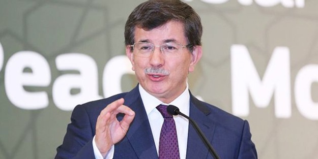 Ahmet Davutoğlu Dışişleri Bakanlığı'na veda etti