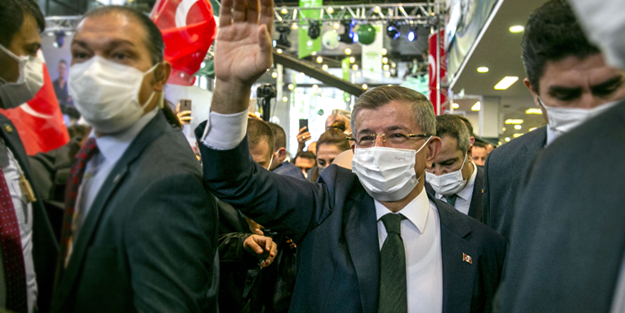 Gelecek Partisi'nin A takımı belli oldu