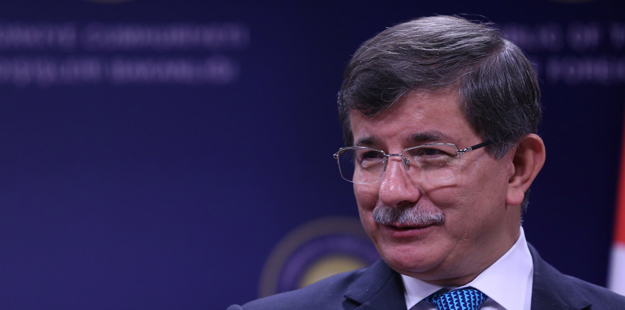 Ahmet Davutoğlu o rapora ateş püskürdü