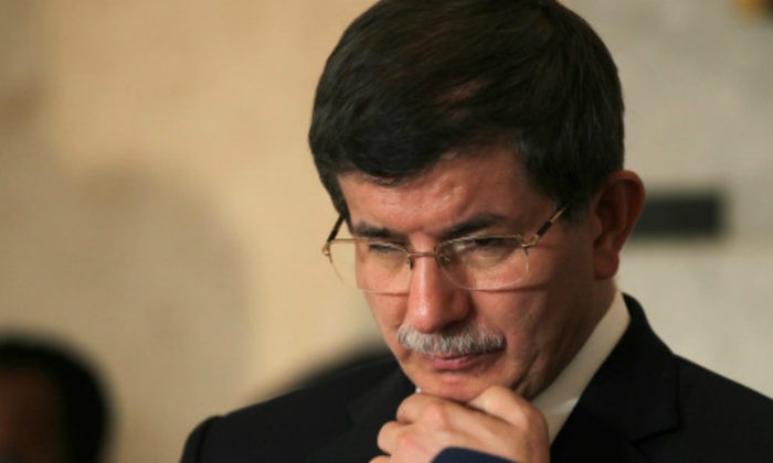 Ahmet Davutoğlu’na çok büyük şok! Hayrete düşüren gelişmeyi açıkladı! Bakalım şimdi ne yapacak