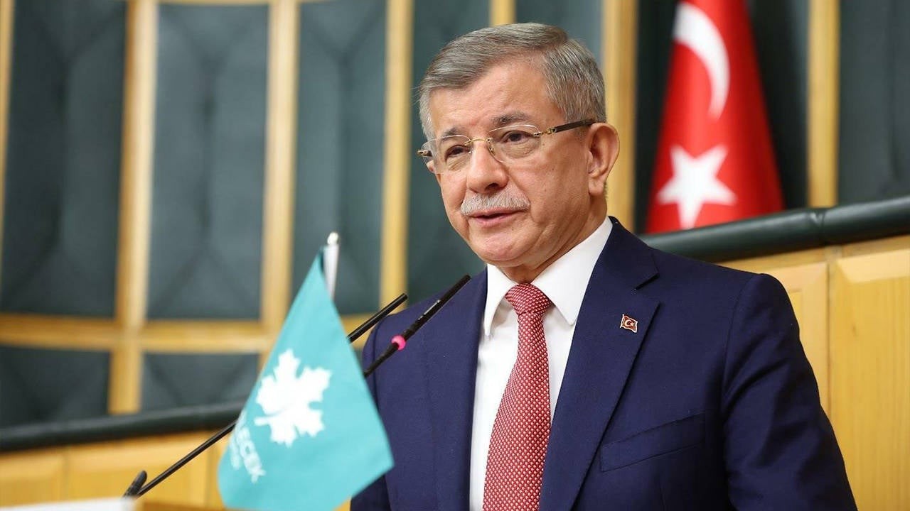 Ahmet Davutoğlu’ndan ‘Milli seferberlik’ çağrısı