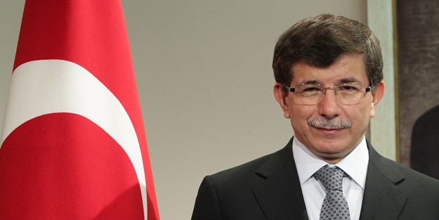 Ahmet Davutoğlu'ndan sürpriz karar