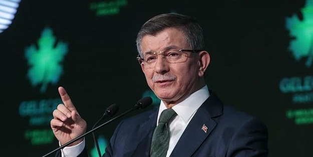 Ahmet Davutoğlu'ndan tepki çeken 'Başak Demirtaş' paylaşımı