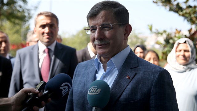 Ahmet Davutoğlu'ndan Yenikapı tweeti