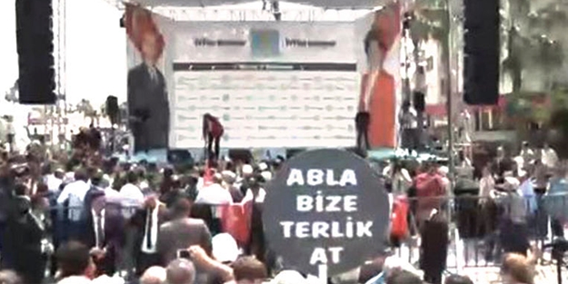 Ahmet Hakan bayıldı: 