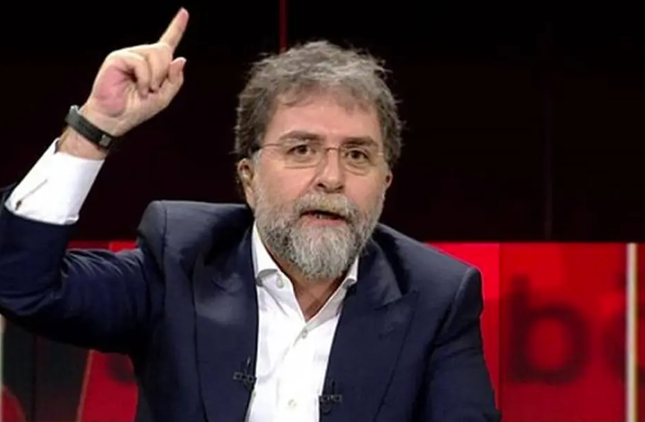 Ahmet Hakan, topu tam 90'a taktı! O şarkıcıyı böyle perişan etti