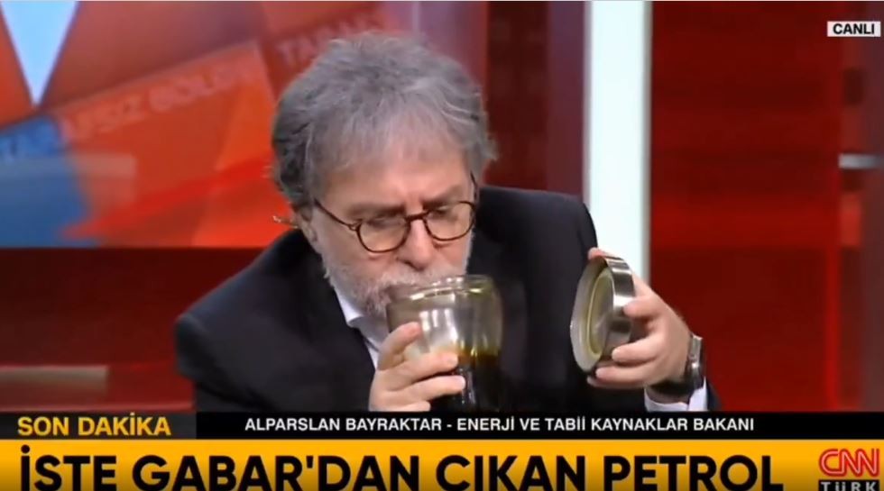 Ahmet Hakan’dan canlı yayında ilginç hareket! Gabar Dağı’ndan çıkan petrolü…